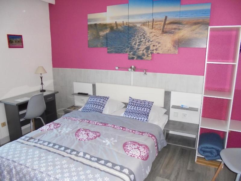 Double Room image 4