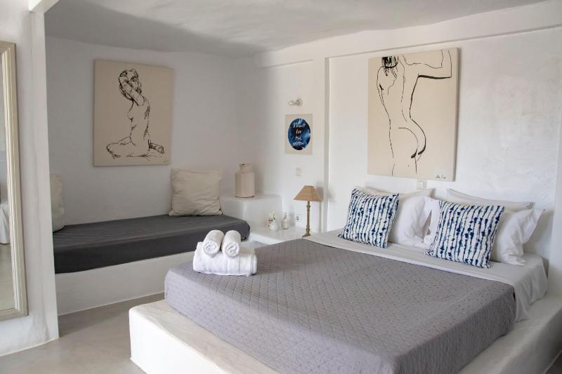 Standard Double Room image 1