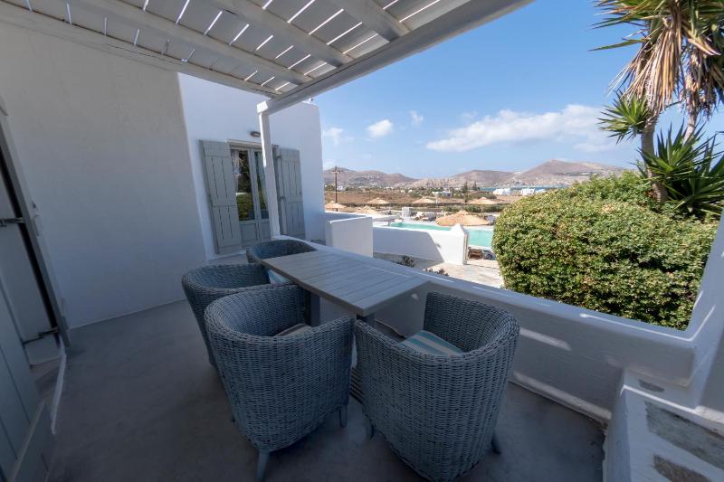 Executive Two-Bedroom Suite with Sea View image 4