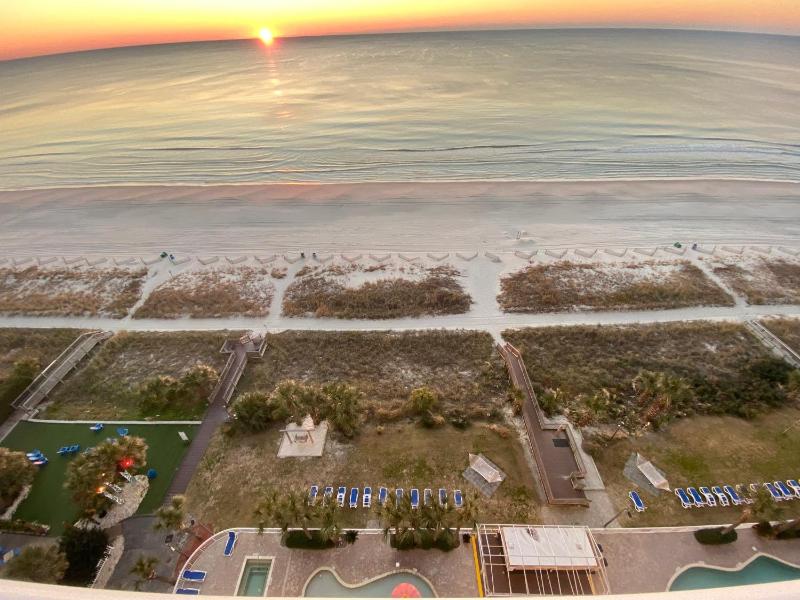 Camelot By The Sea Ocean Front Condo - image 41