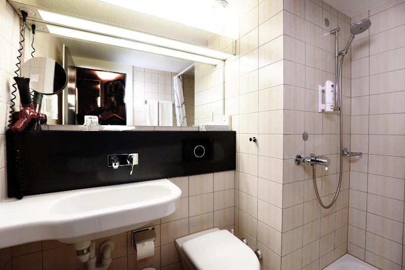 Superior Single Room image 3