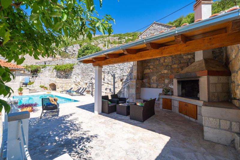 Villa Stone House Kuna - image 39