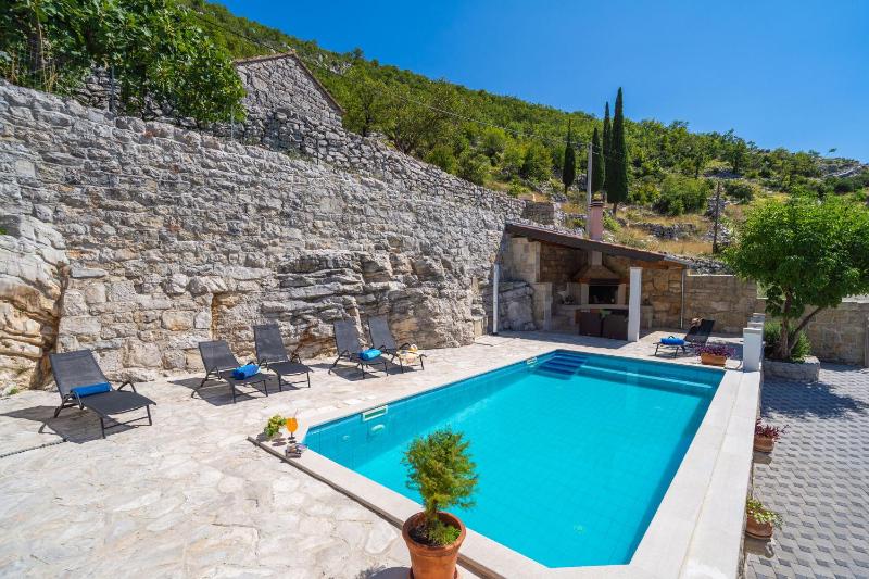Villa Stone House Kuna - image 26
