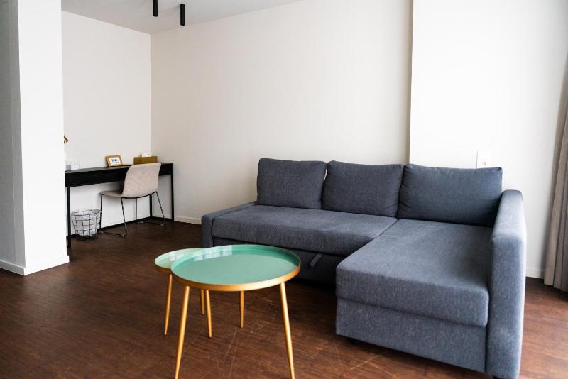Modern Suite image 3