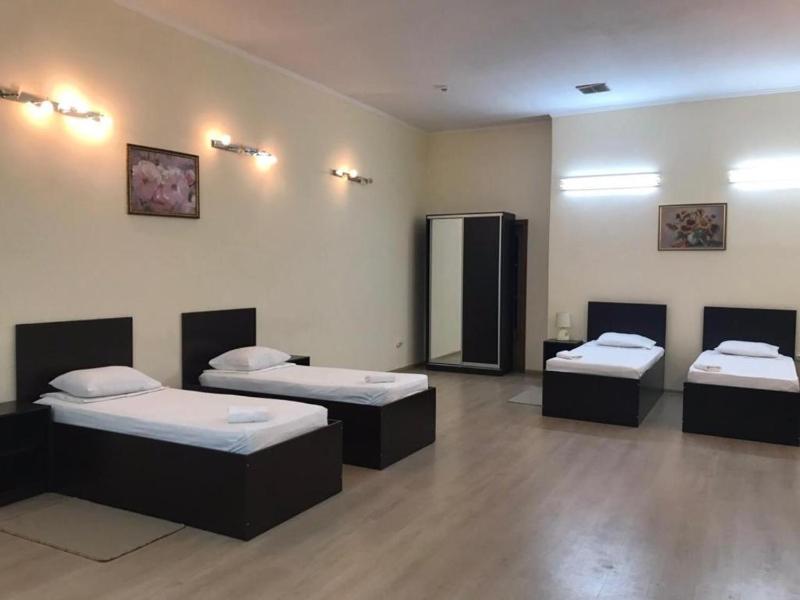 Economy Quadruple Room with Shared Bathroom image 1