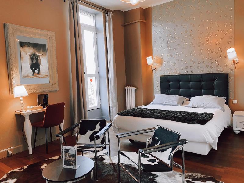 Superior Double Room image 1