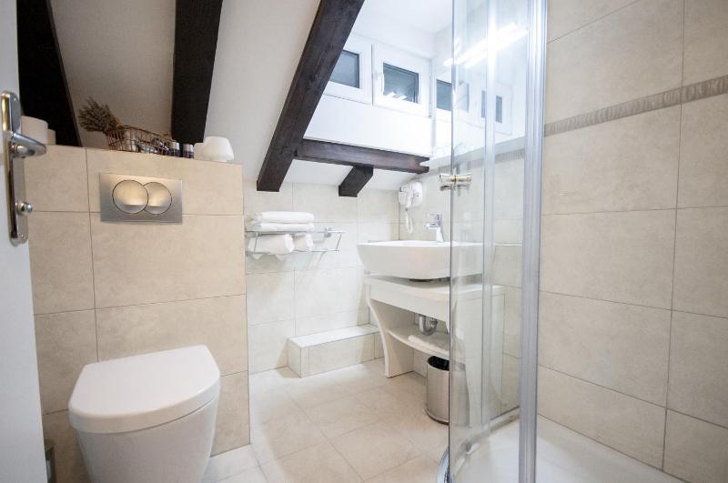 Triple Room image 3