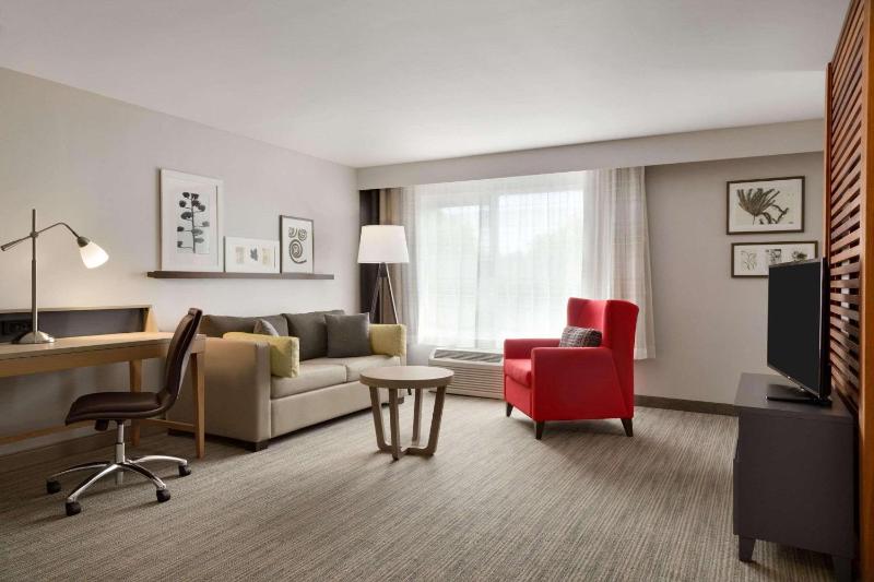 Country Inn & Suites by Radisson Seattle-Tacoma International Airport WA - image 2