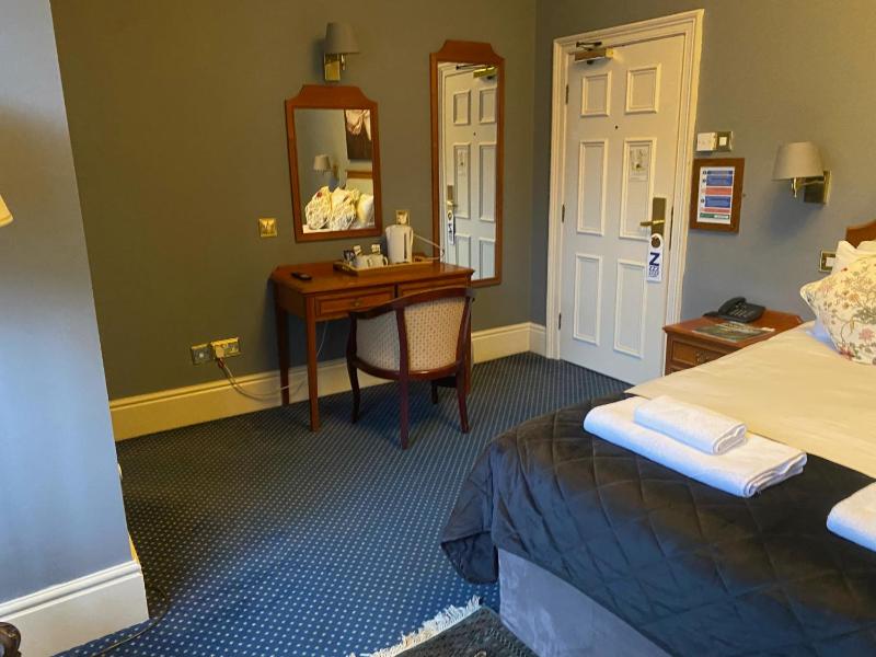 Standard Double Room image 4