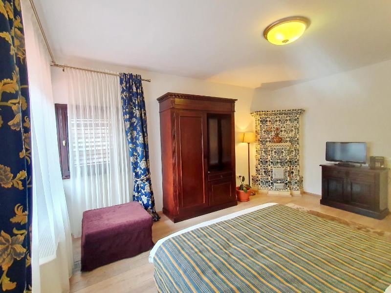 Superior Double Room image 4