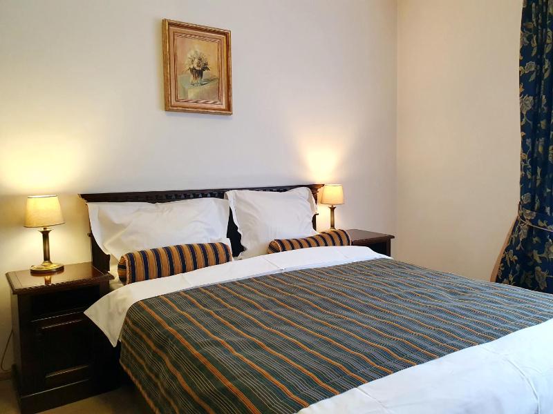 Superior Double Room image 2