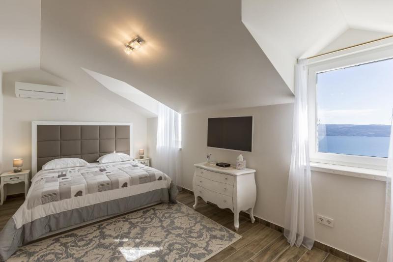 Luxury villa Libar near Split heated pool - image 9