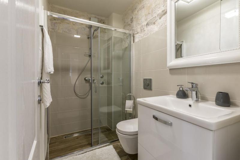 Luxury villa Libar near Split heated pool - image 14
