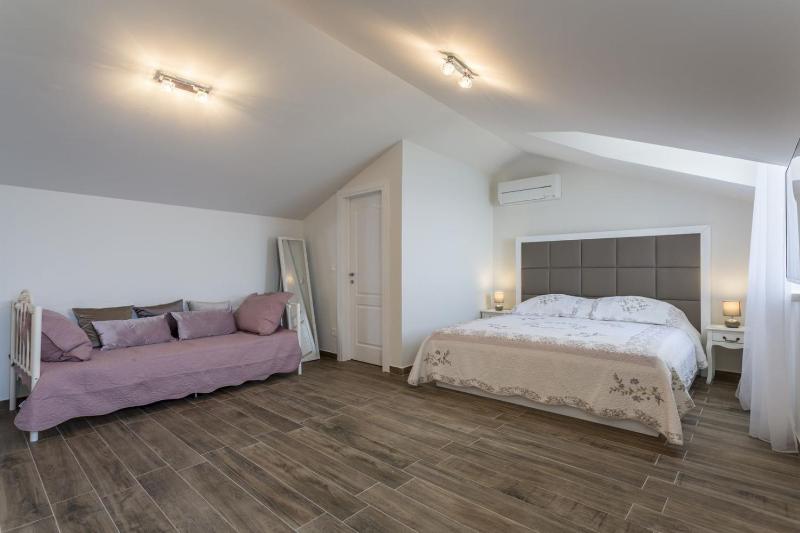 Luxury villa Libar near Split heated pool - image 16