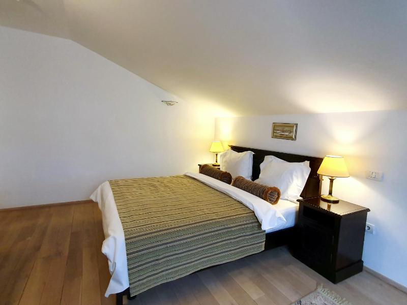 Superior Double Room Attic image 4