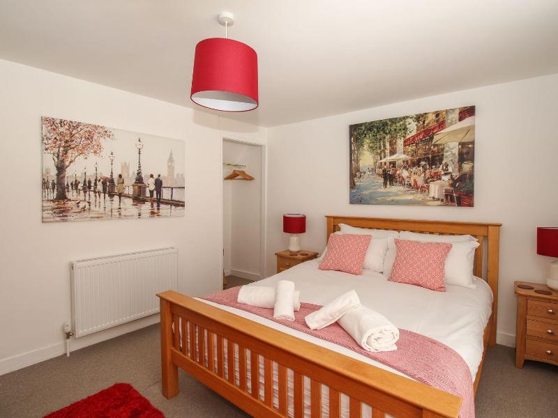 Little Gull Cottage - image 13