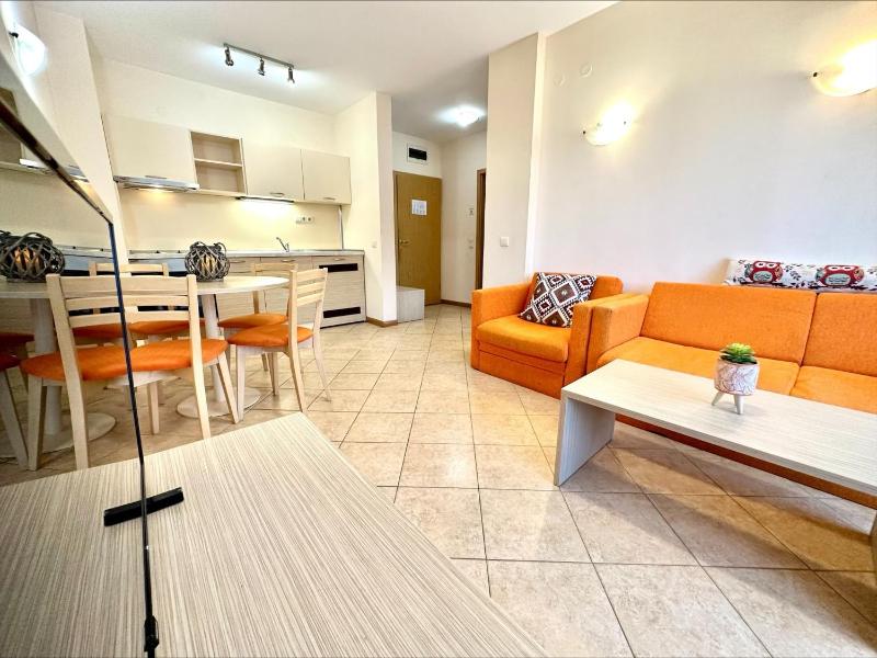One-Bedroom Apartment with Balcony image 1