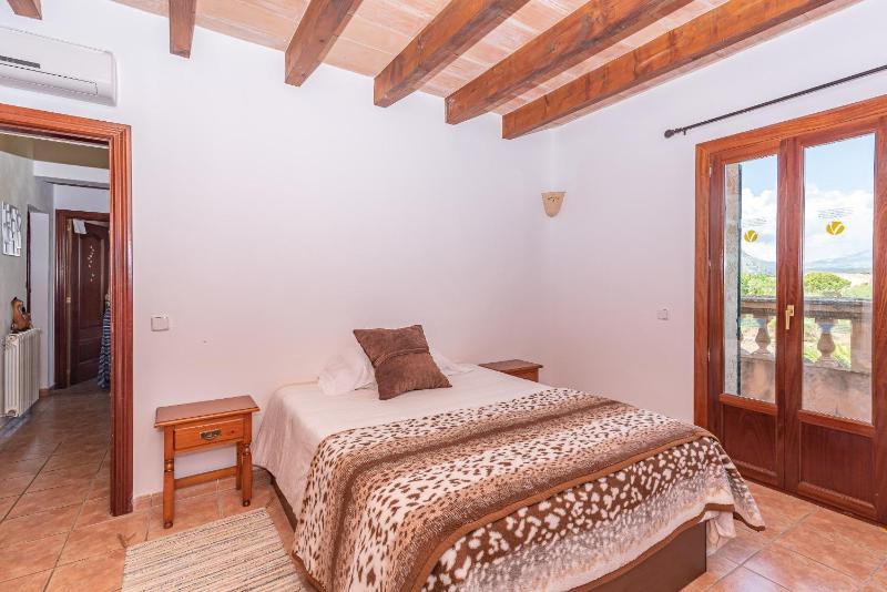Villa Els Amatllers by Sealand Villas - image 32