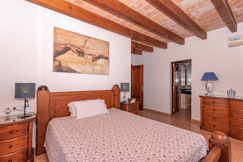 Villa Els Amatllers by Sealand Villas - image 16
