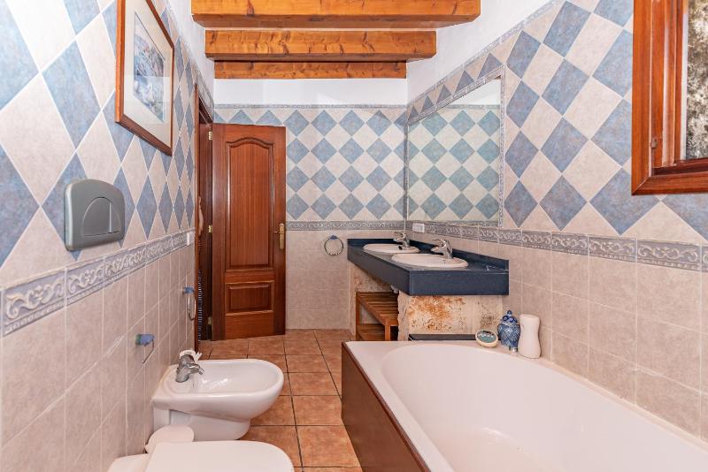 Villa Els Amatllers by Sealand Villas - image 44