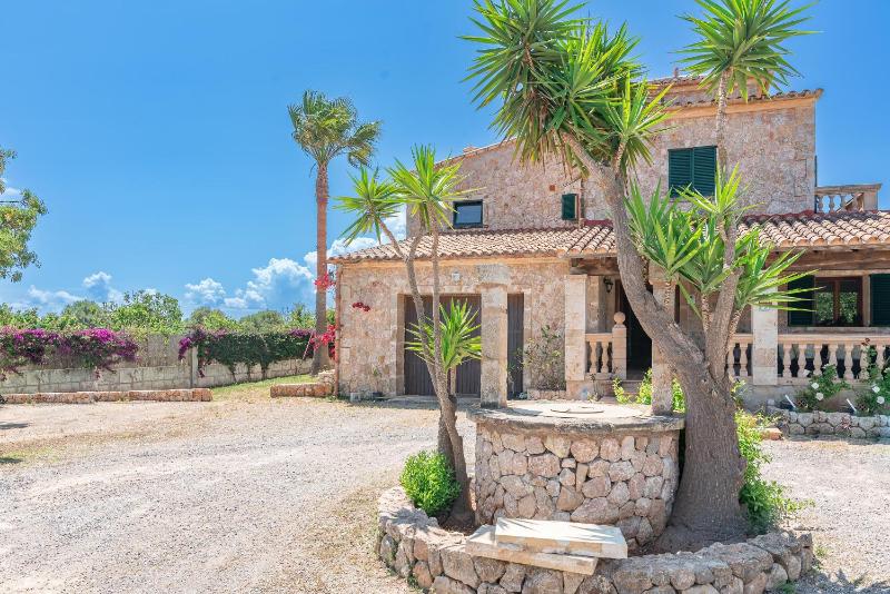 Villa Els Amatllers by Sealand Villas - image 43