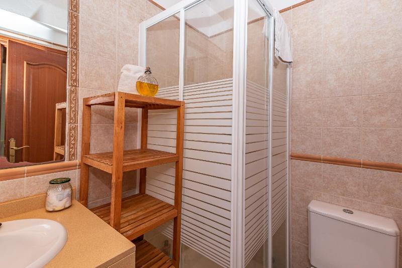 Villa Els Amatllers by Sealand Villas - image 41