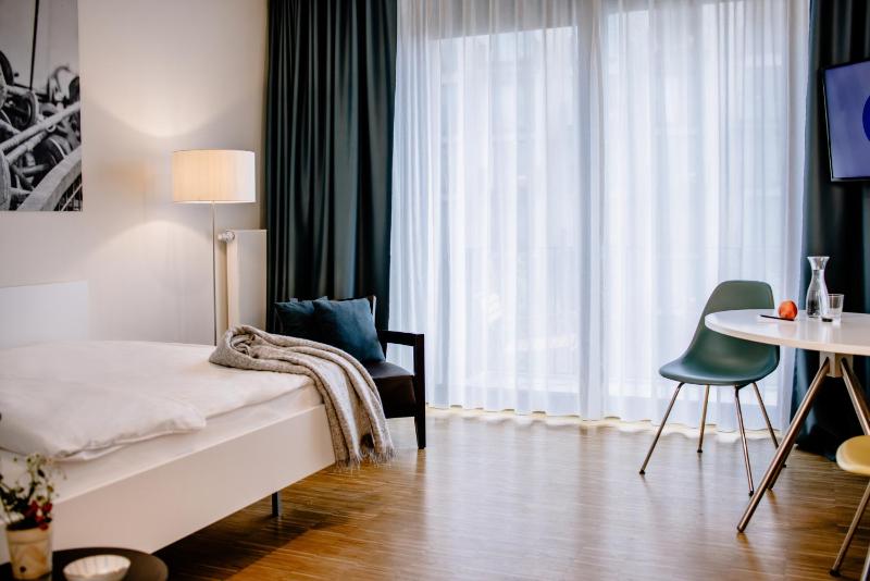 Comfort Single Room image 4