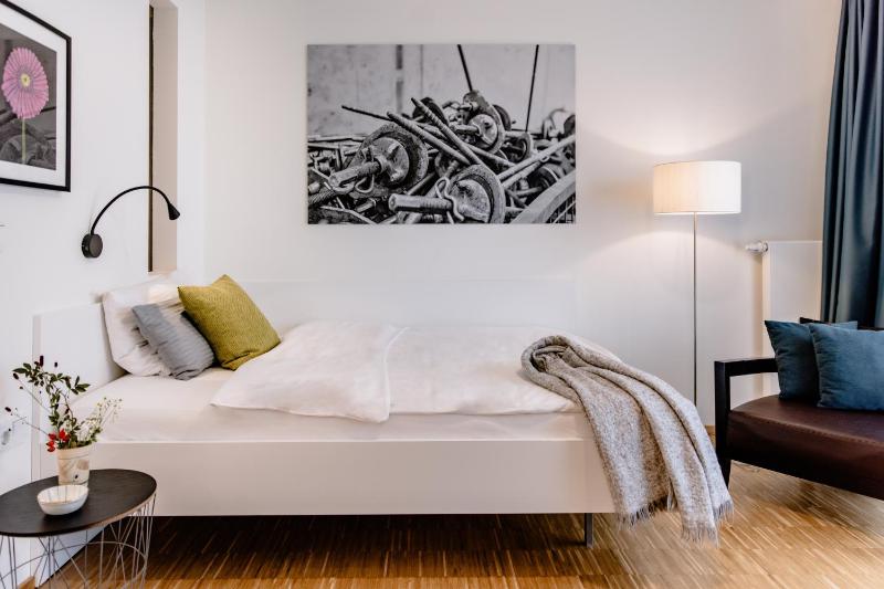 Executive Single Room image 3