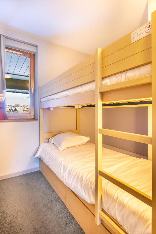 One-Bedroom Duplex Apartment with Sleeping Alcove (6 People) image 3