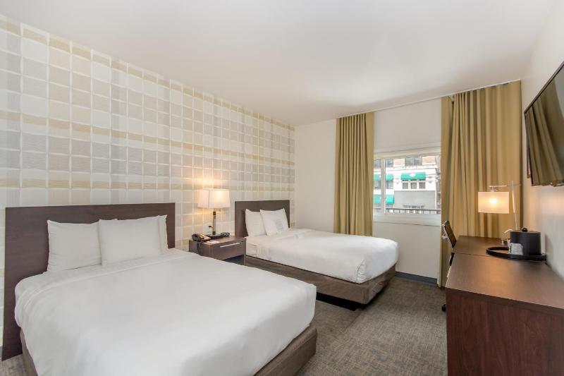 Standard Double Room image 1