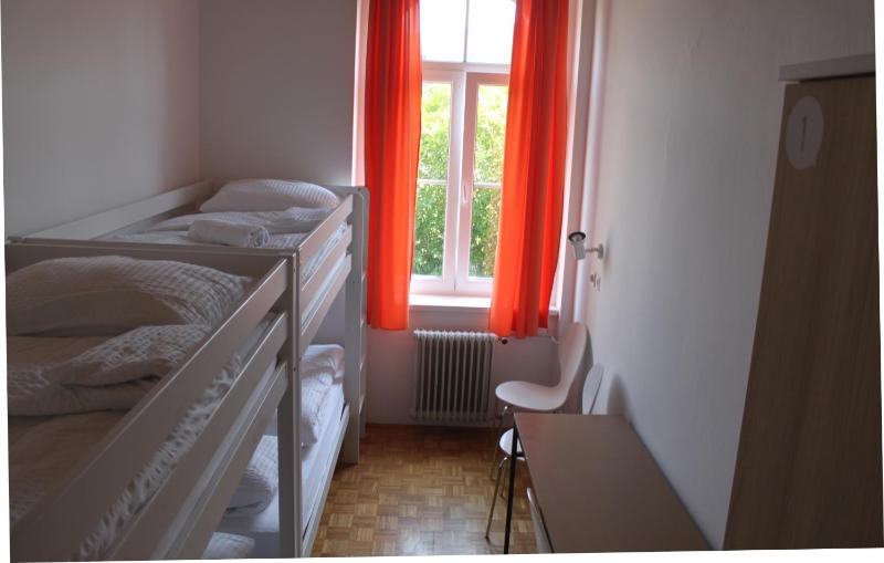 Bunk Bed in 4-Bed Mixed Dormitory Room image 4