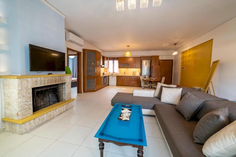 Heronissos City Center Apartment - image 26