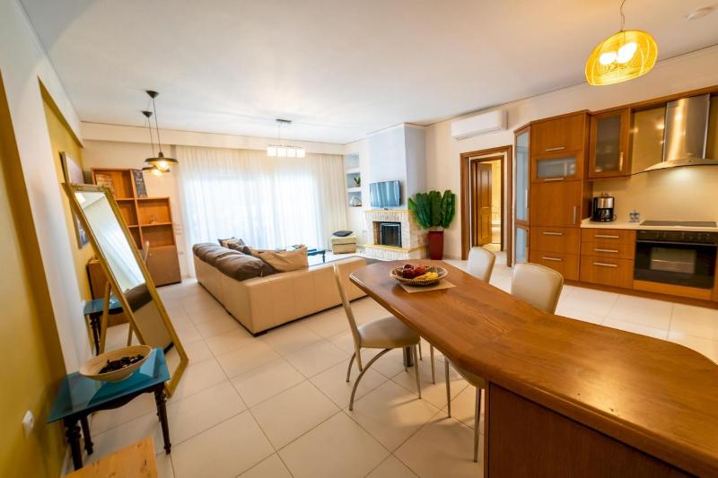 Heronissos City Center Apartment - image 19