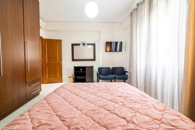 Heronissos City Center Apartment - image 12