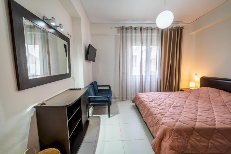 Heronissos City Center Apartment - image 23