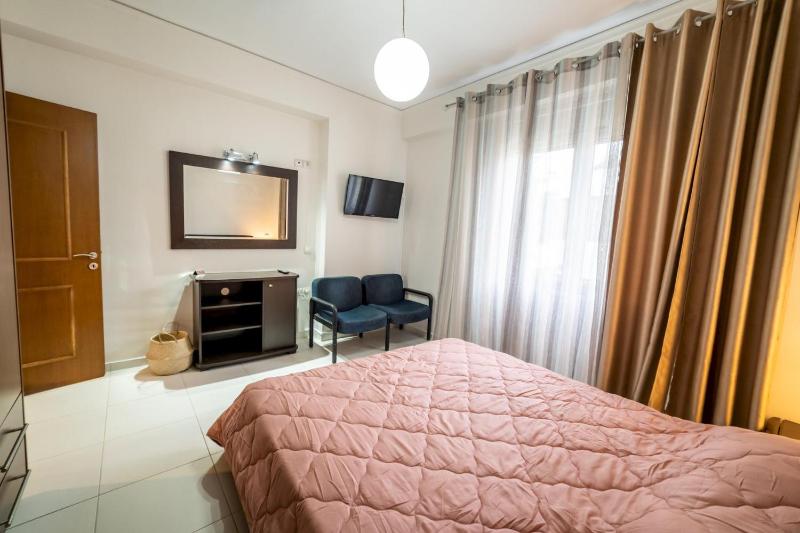 Heronissos City Center Apartment - image 20
