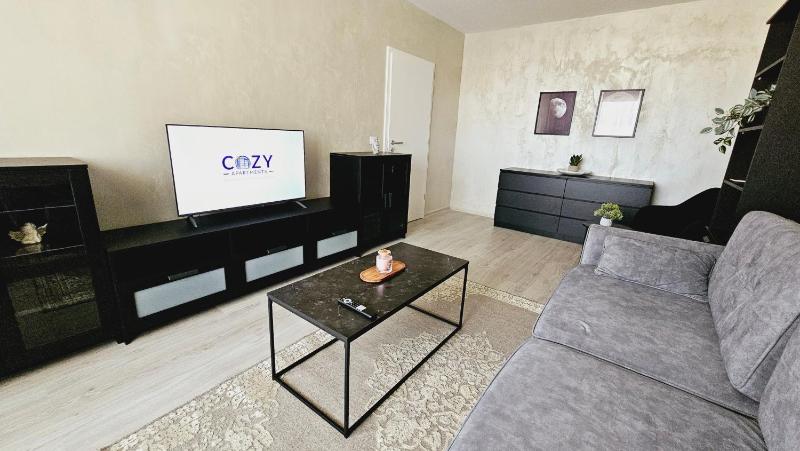 Cozy Panoramic Suites near Coresi Mall #Brasov - image 3