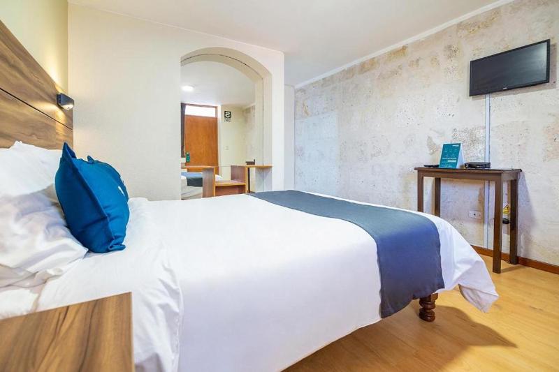 Double Room image 1