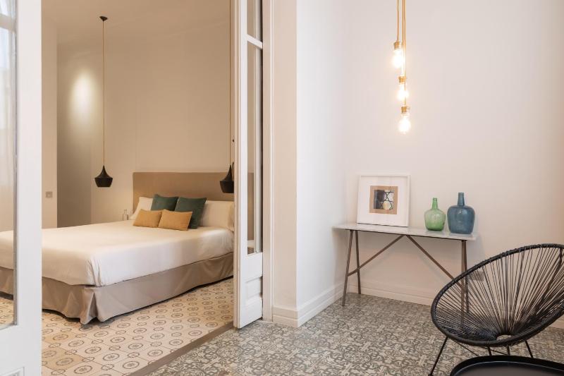 Triple Room with Private Bathroom image 4