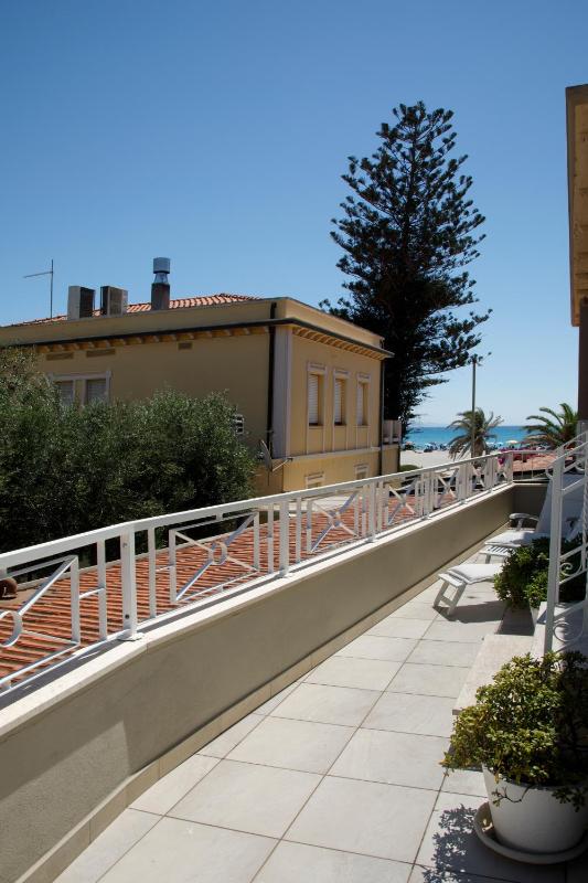 Superior Double Room with Terrace image 4