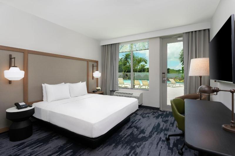 King Room with Pool Terrace image 4