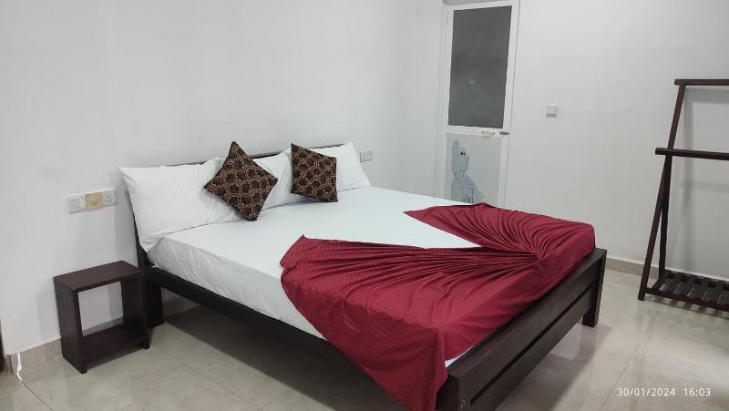Laxsume Guest House Nilaveli - image 29