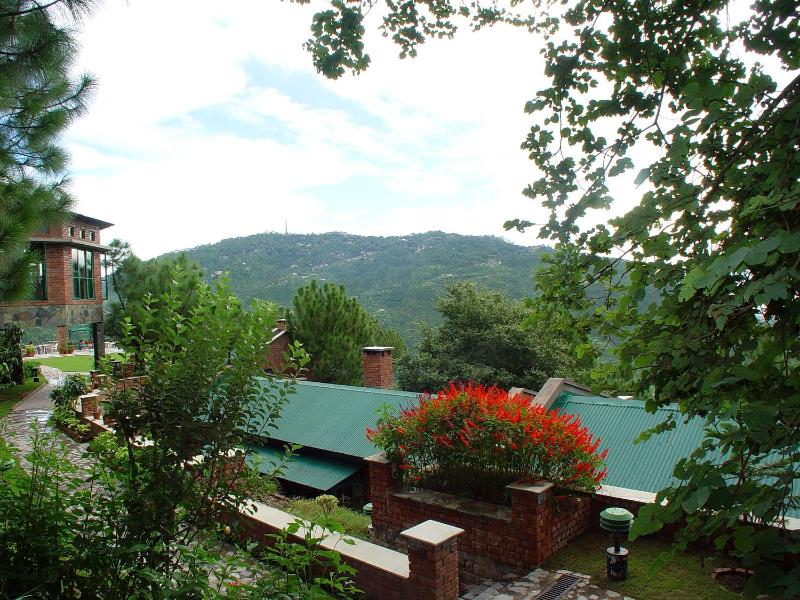 Baikunth Resort Kasauli by Leisure Hotels - image 33