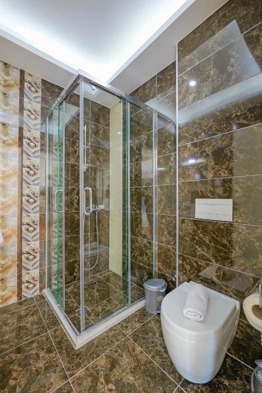 Deluxe Double or Twin Room with Sea View image 1