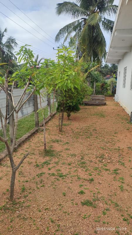 Laxsume Guest House Nilaveli - image 30