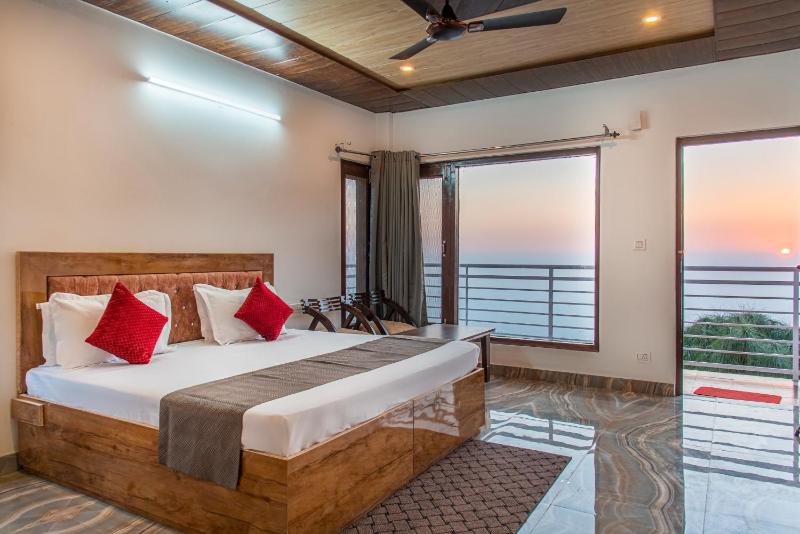 Vanasathli I Near Mall Road Kasauli I Open Garden & Rooftop - image 32