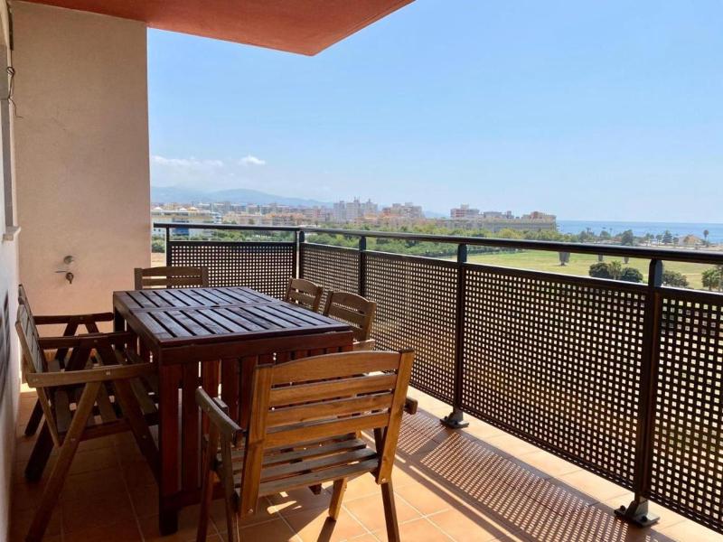 A&N Sea View Family Apartment with Pool & Parking - image 11