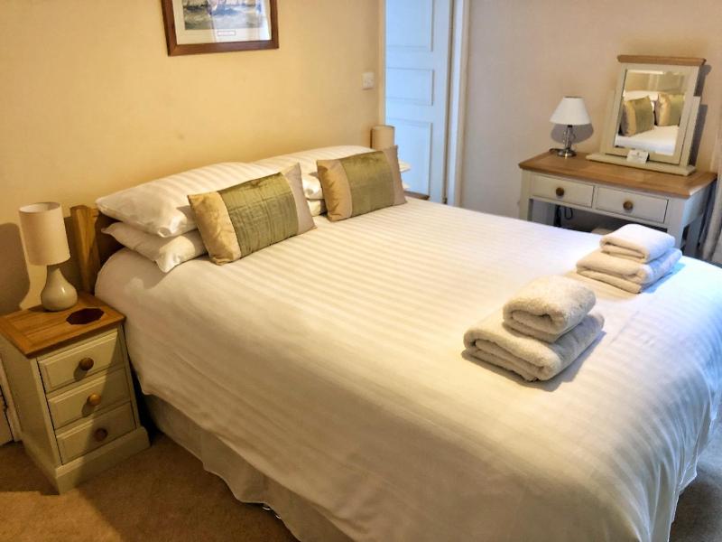 Standard Double Room image 2