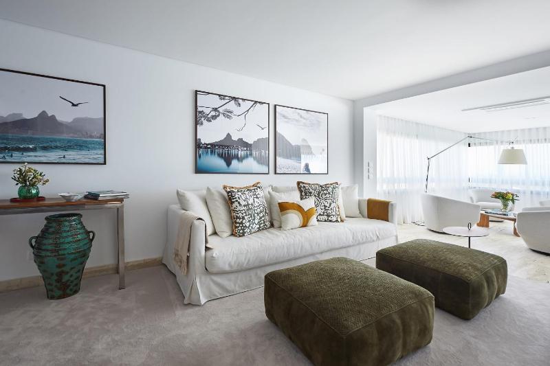 Luxury Ocean View Apartment - image 50