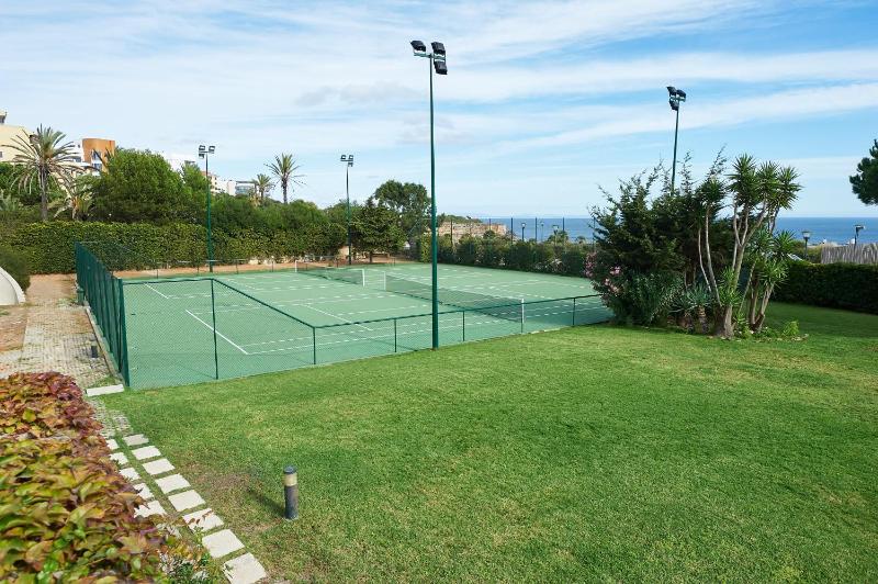 Luxury Ocean View Apartment - image 28